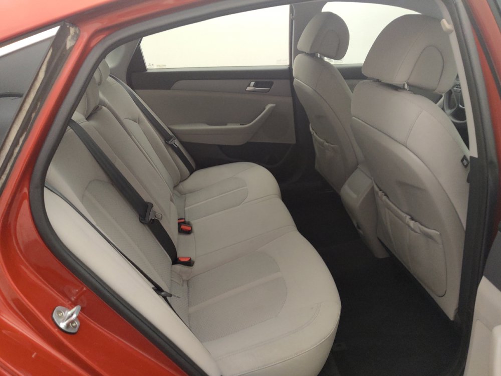 Used 2017 Hyundai Sonata SE FWD image 19