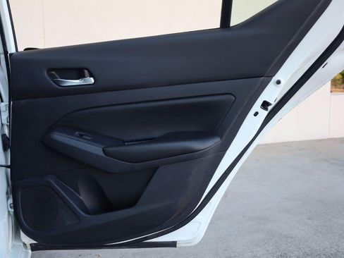 Used 2021 Nissan Altima 2.5 S FWD image 22