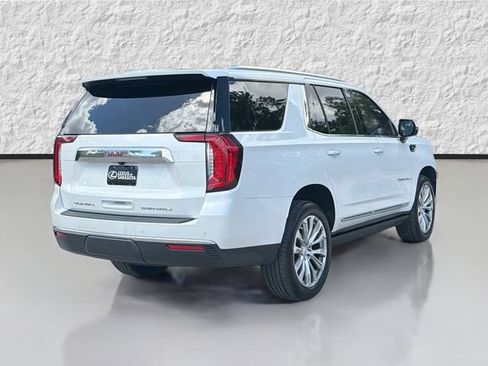 Used 2022 GMC Yukon Denali AWD/4WD image 3