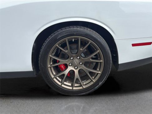 Used 2015 Dodge Challenger SRT Hellcat RWD image 45