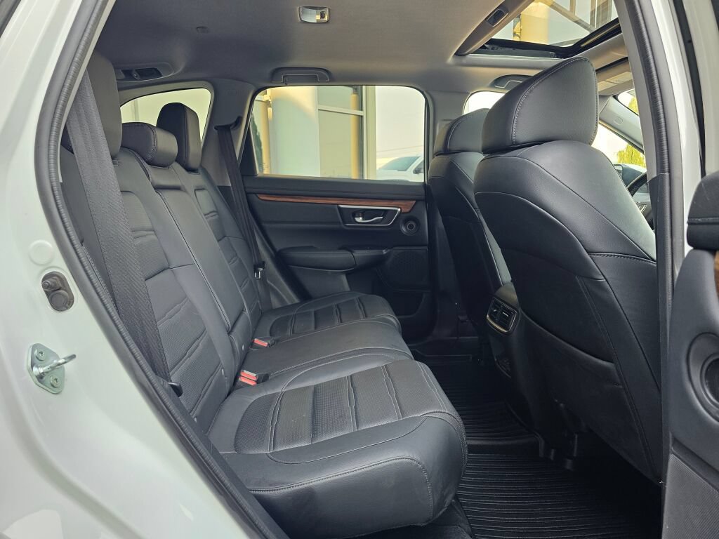 Used 2022 Honda CR-V Touring image 13