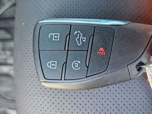 New 2026 GMC Sierra 1500 SLT w/ SLT Premium Plus Package image 32