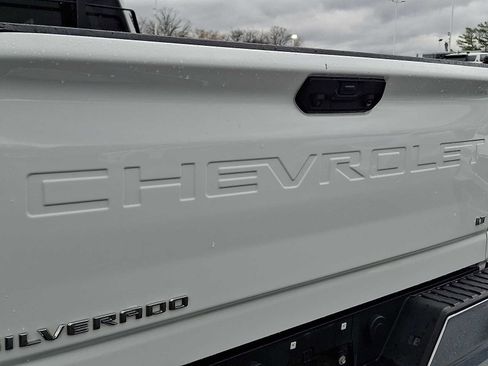 Used 2023 Chevrolet Silverado 2500 LT w/ Convenience Package image 29