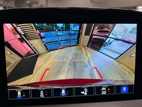 Used 2024 Chevrolet Blazer RS w/ Driver Confidence II Package AWD/4WD image 19