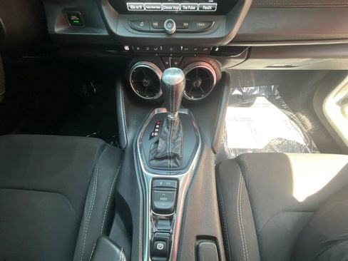 Used 2018 Chevrolet Camaro SS RWD image 32