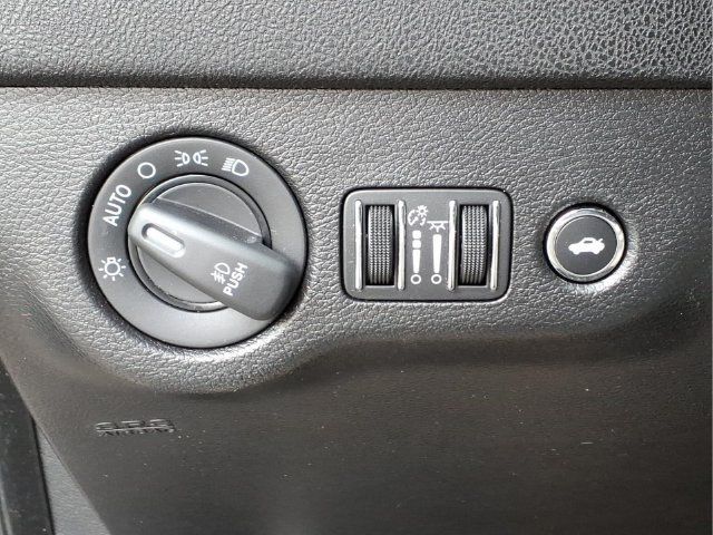 Used 2019 Dodge Charger Scat Pack RWD image 22
