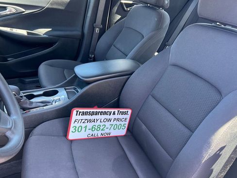 Used 2023 Chevrolet Malibu LS image 10