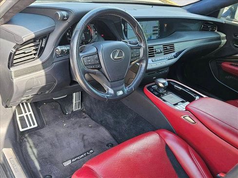 Used 2018 Lexus LS 500 F Sport w/ Accessory Package (Z2) image 10