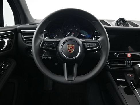 Used 2026 Porsche Macan AWD/4WD image 13