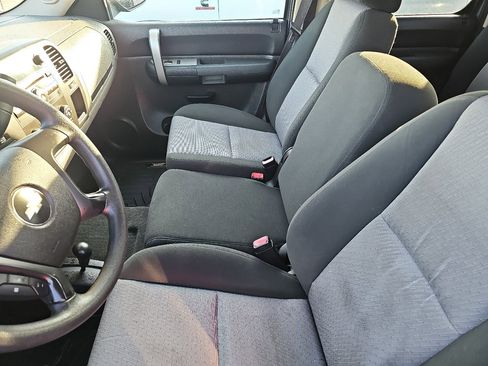 Used 2009 Chevrolet Silverado 1500 LS image 12