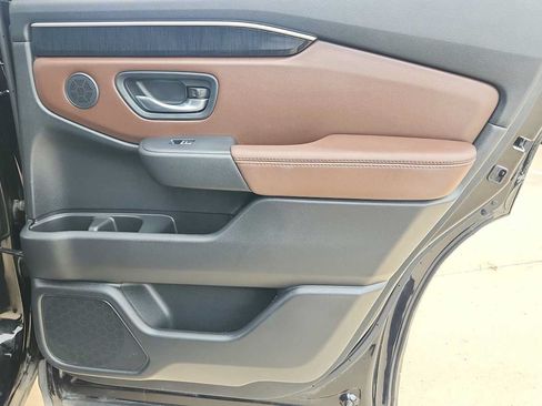 Used 2025 Honda Pilot Elite image 30
