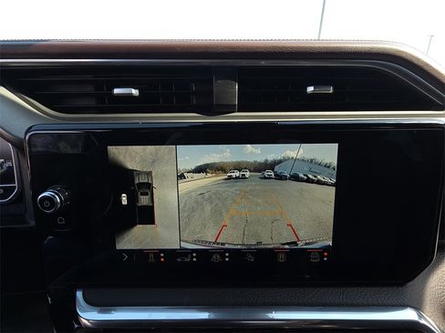 Used 2024 GMC Sierra 2500 Denali w/ Denali Reserve Package image 24