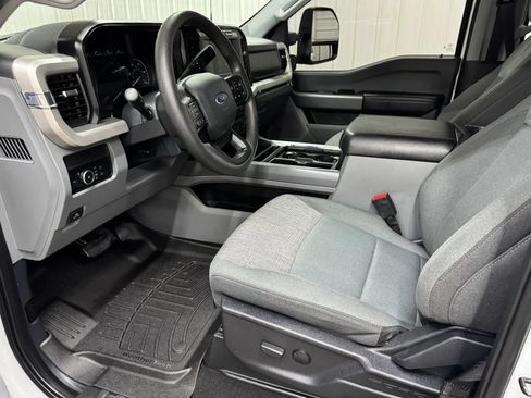 Used 2024 Ford F250 XLT w/ FX4 Off-Road Package AWD/4WD image 10