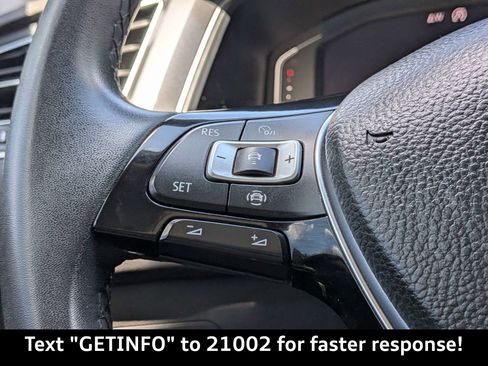 Used 2020 Volkswagen Tiguan SEL FWD image 29