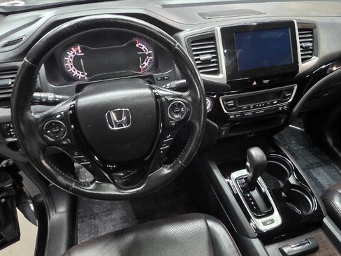 Used 2017 Honda Ridgeline Black Edition image 23