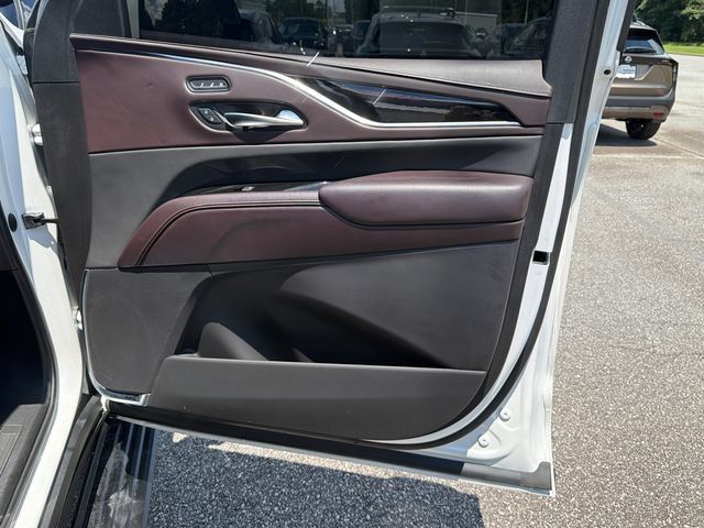 Used 2022 Cadillac Escalade Premium Luxury Platinum AWD/4WD image 14