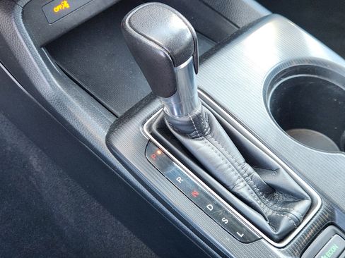 Certified 2024 Honda Civic EX-L image 12