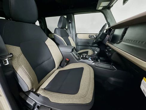 New 2025 Ford Bronco Big Bend image 15