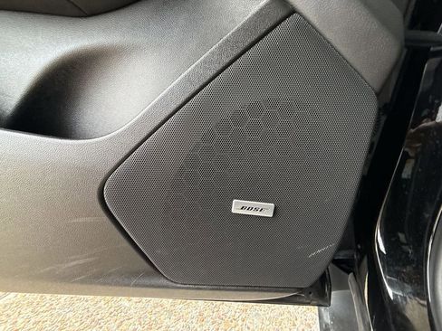 Certified 2025 Cadillac XT5 Premium Luxury image 24