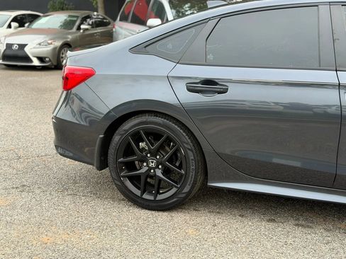 Used 2023 Honda Civic Sport image 10