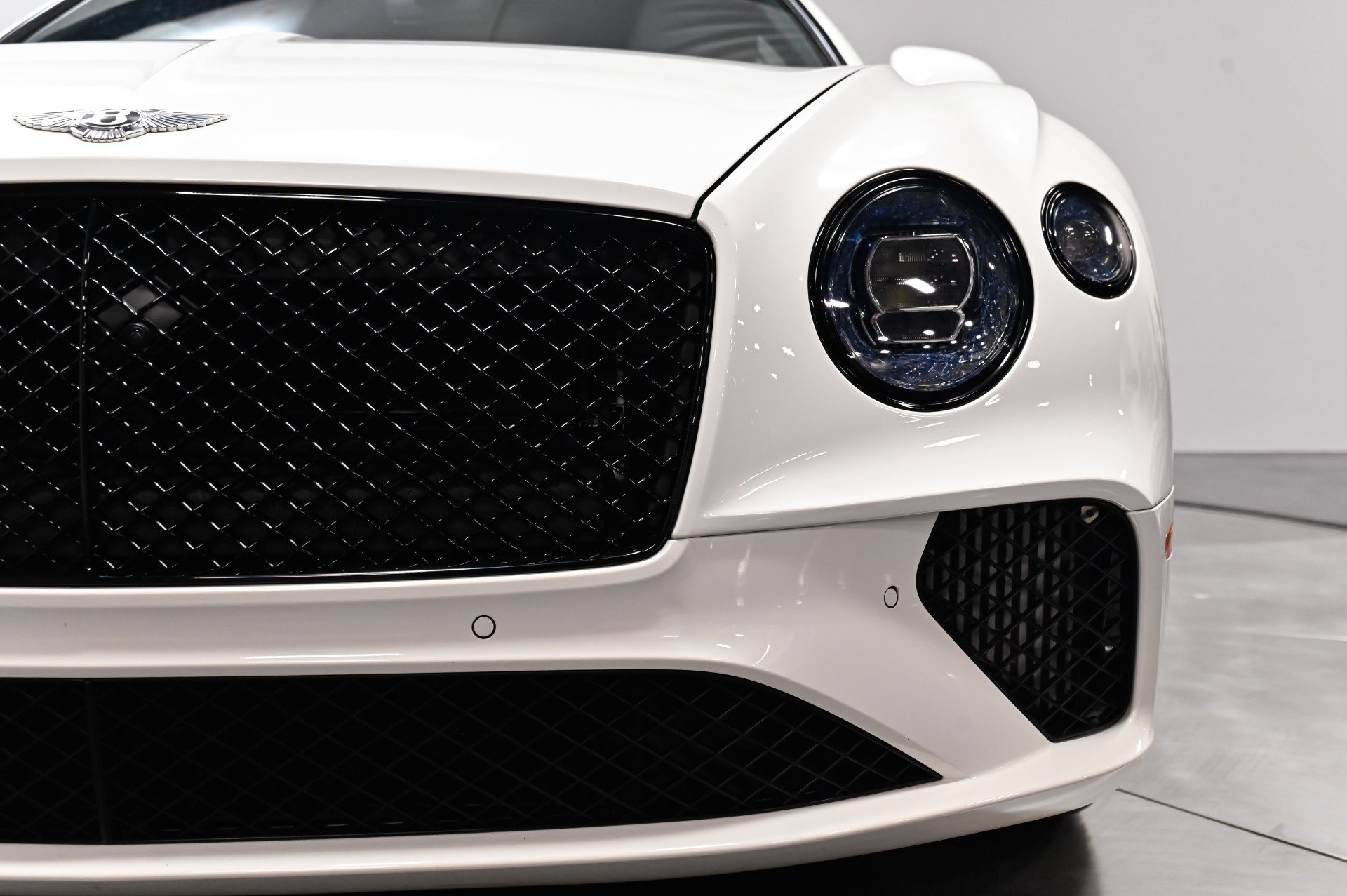 Used 2020 Bentley Continental GT AWD/4WD image 21