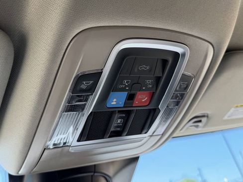 New 2026 RAM 3500 Longhorn image 25