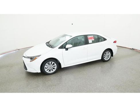 New 2026 Toyota Corolla LE FWD image 2