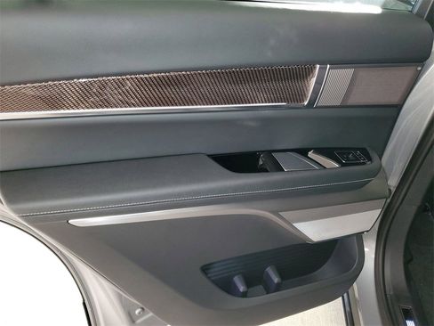 New 2026 Cadillac Vistiq Luxury image 9