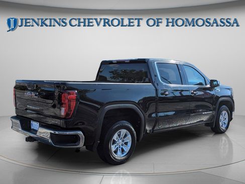 Used 2024 GMC Sierra 1500 SLE RWD image 3