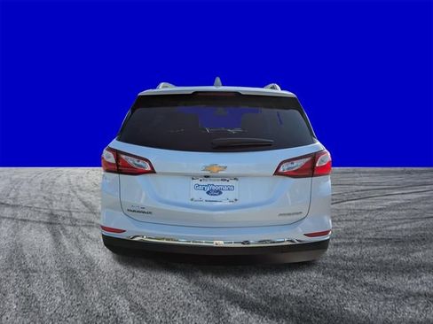Used 2021 Chevrolet Equinox Premier FWD image 4