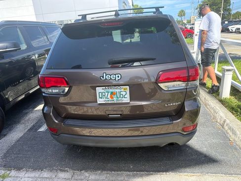 Used 2021 Jeep Grand Cherokee Laredo RWD image 7