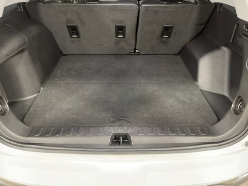 Used 2023 GMC Terrain AT4 image 11