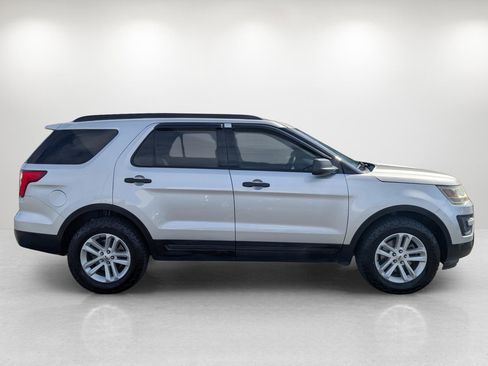Used 2016 Ford Explorer 4WD image 4