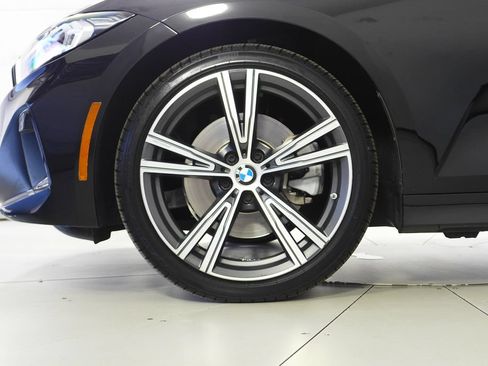 Certified 2023 BMW 330i Sedan w/ Premium Package RWD image 5