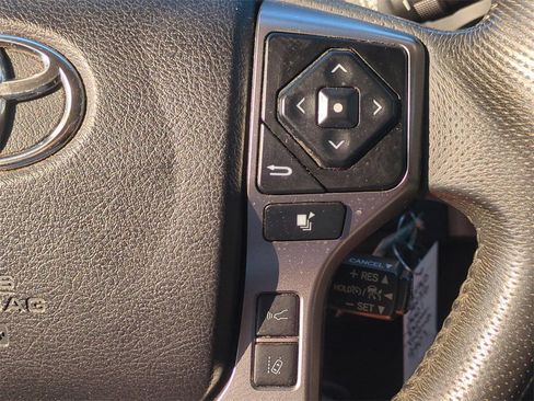 Used 2021 Toyota Tacoma SR image 28