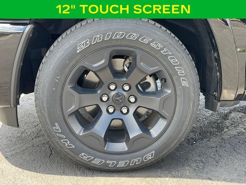 Used 2025 RAM 1500 Big Horn AWD/4WD image 12