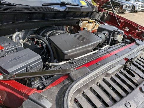 Used 2021 Chevrolet Silverado 1500 LT Trail Boss w/ Convenience Package II image 31