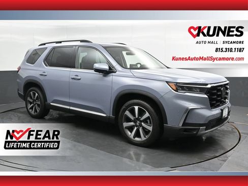 Used 2023 Honda Pilot Elite image 1