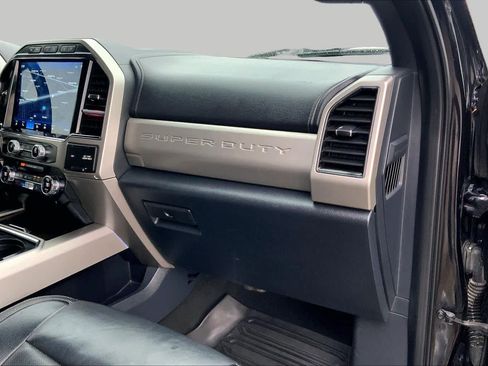 Used 2022 Ford F450 Lariat w/ Lariat Ultimate Package AWD/4WD image 17