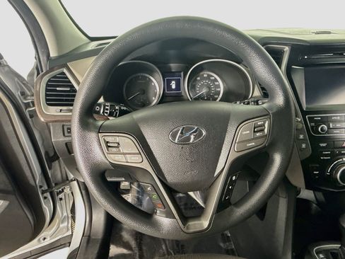 Used 2018 Hyundai Santa Fe Sport w/ 2.4L Value Package 02 FWD image 13