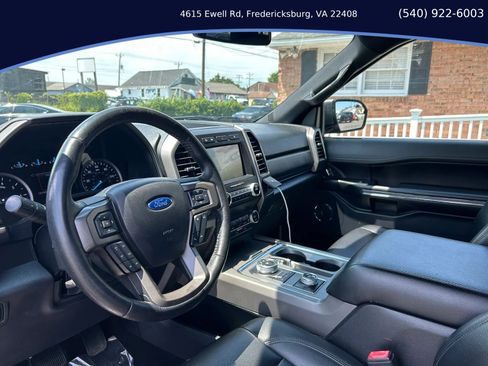 Used 2019 Ford Expedition Max XLT w/ Equipment Group 201A AWD/4WD image 11