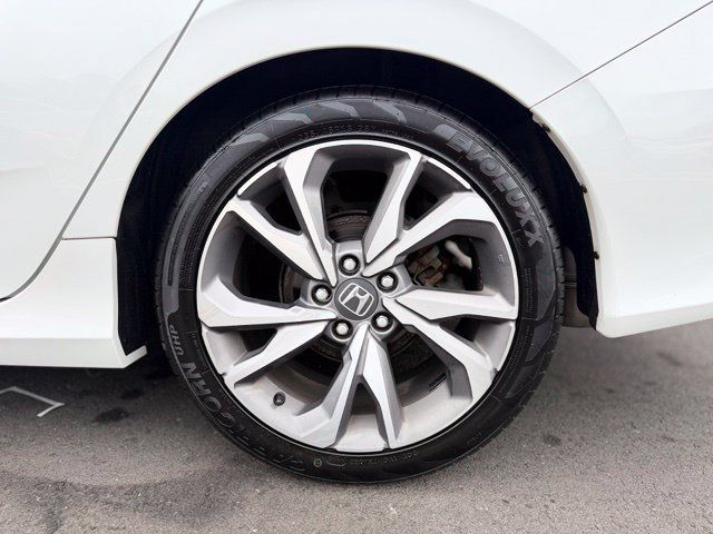 Used 2019 Honda Civic Touring image 28