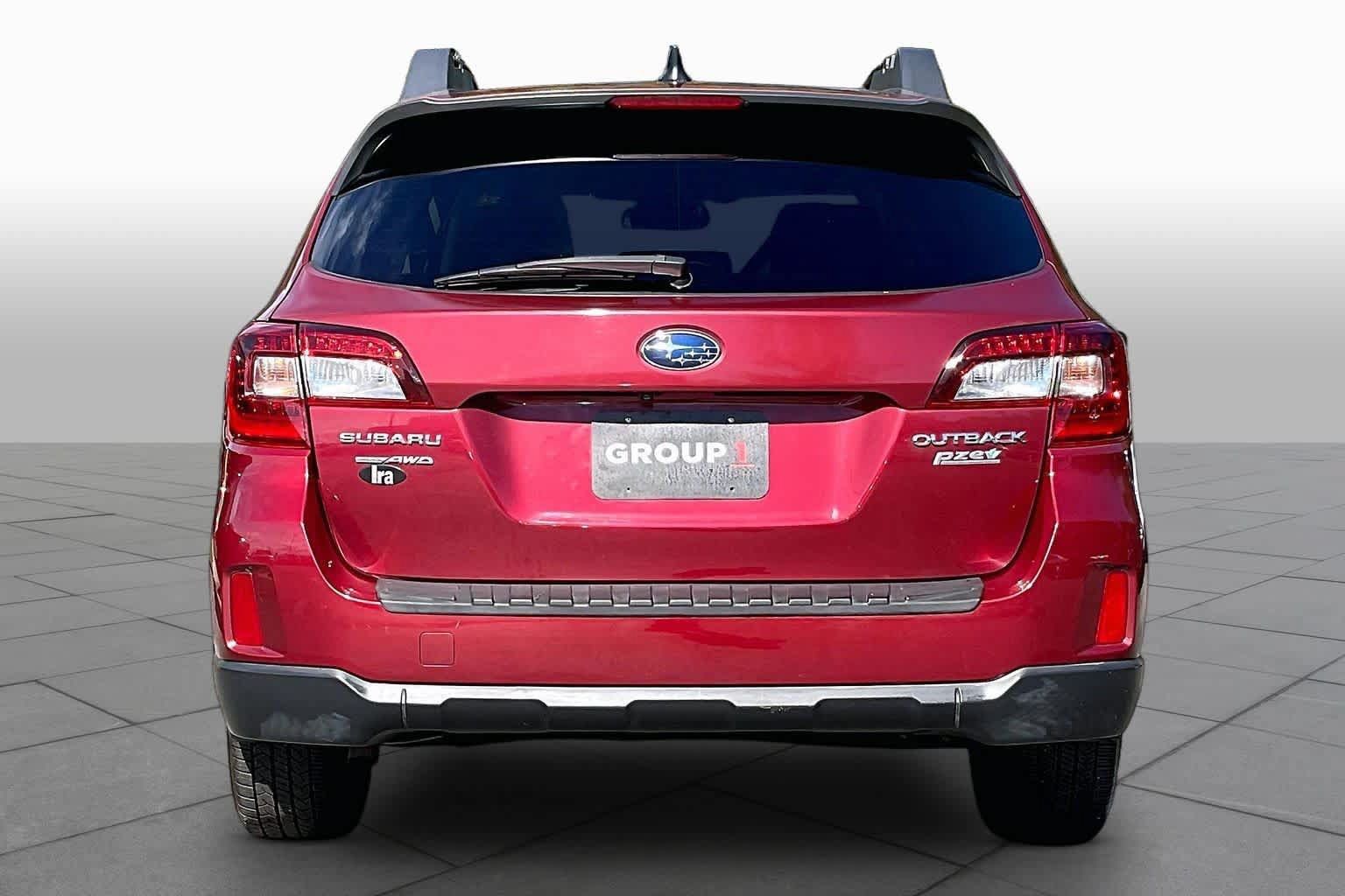 Used 2016 Subaru Outback 2.5i Limited AWD/4WD image 5