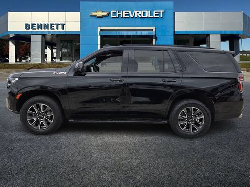 Used 2023 Chevrolet Tahoe Z71 w/ Z71 Off-Road Package AWD/4WD image 3