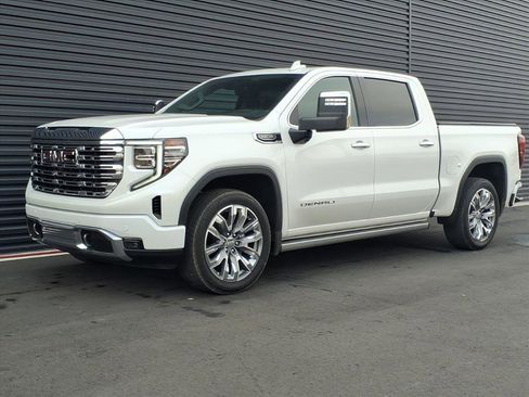 Used 2024 GMC Sierra 1500 Denali w/ Denali Reserve Package image 1