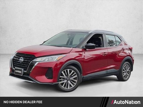 Used 2024 Nissan Kicks SV FWD image 1