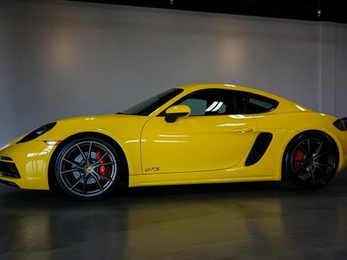 Used 2019 Porsche 718 Cayman RWD image 46