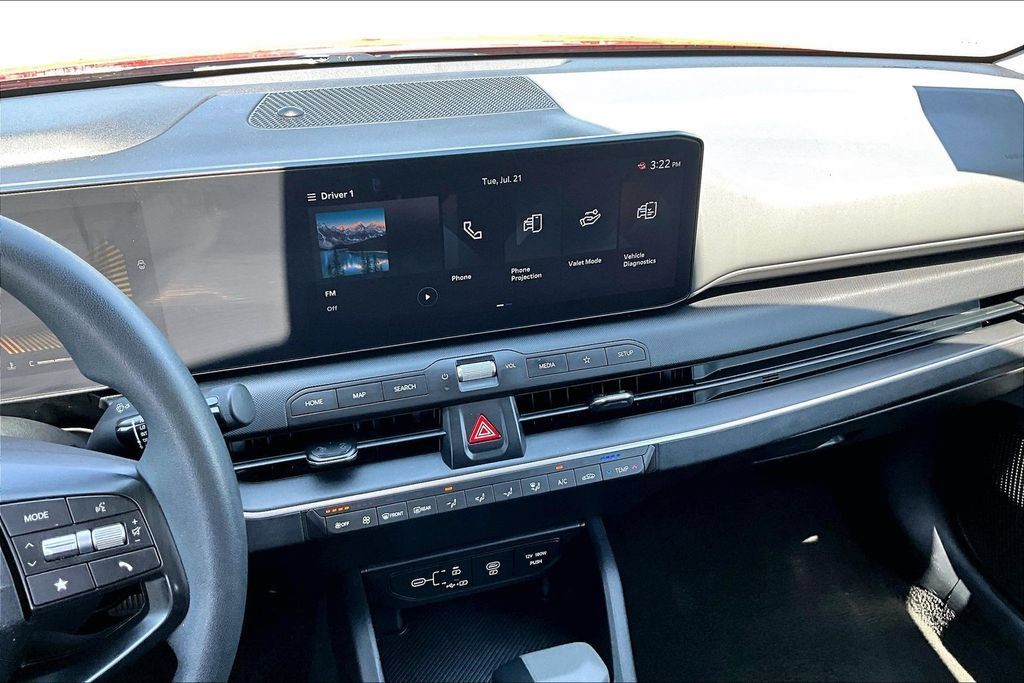 Used 2025 Kia K4 FWD image 6