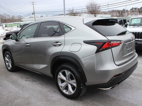 Used 2017 Lexus NX 200t 200t w/ Premium Package image 28