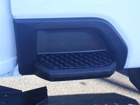 Used 2023 Chevrolet Silverado 3500 LT w/ Convenience Package image 13